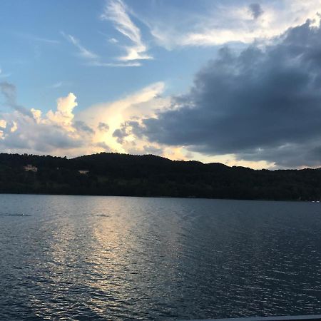 B&B Notte Sul Lago Gozzano Bagian luar foto
