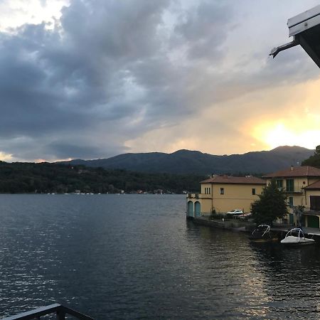 B&B Notte Sul Lago Gozzano Bagian luar foto
