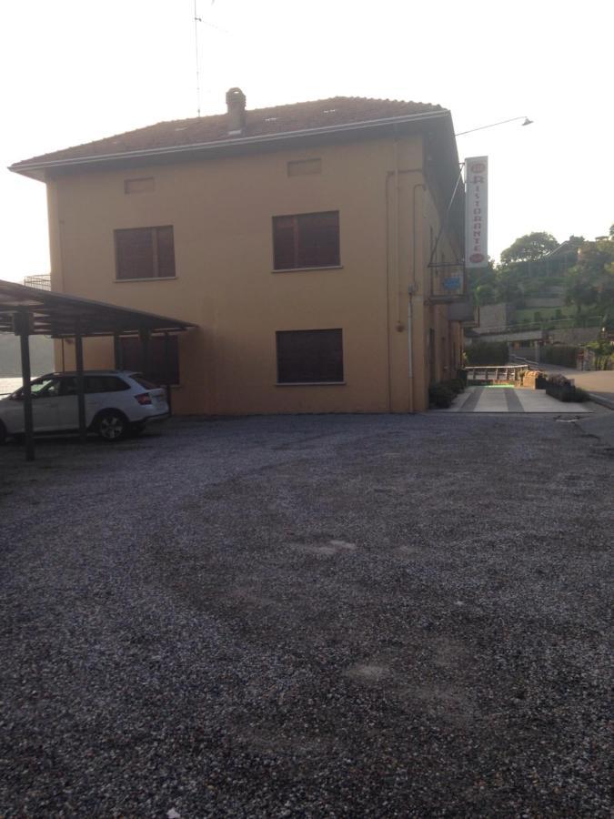 B&B Notte Sul Lago Gozzano Bagian luar foto